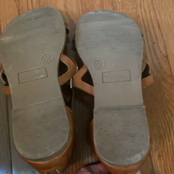 Steve Madden - Brown Leather Gladiator Sandals - Size 2 - Picture 6 of 7